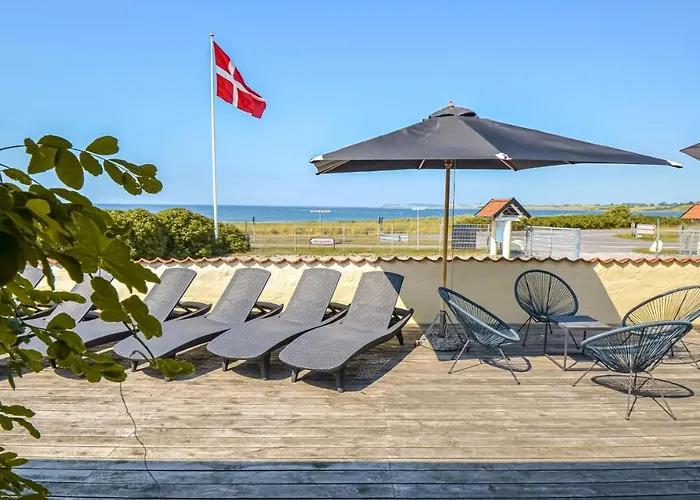 Strandhuset Holiday home Knebel