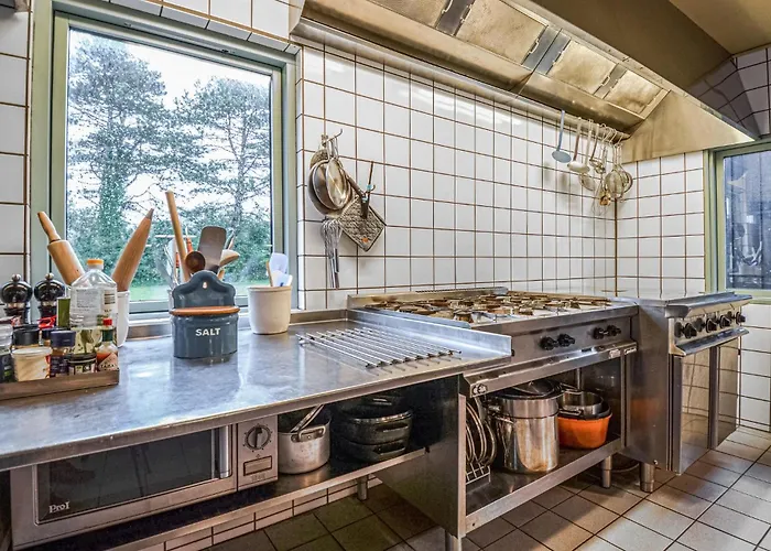 Semesterbostad Strandhuset *