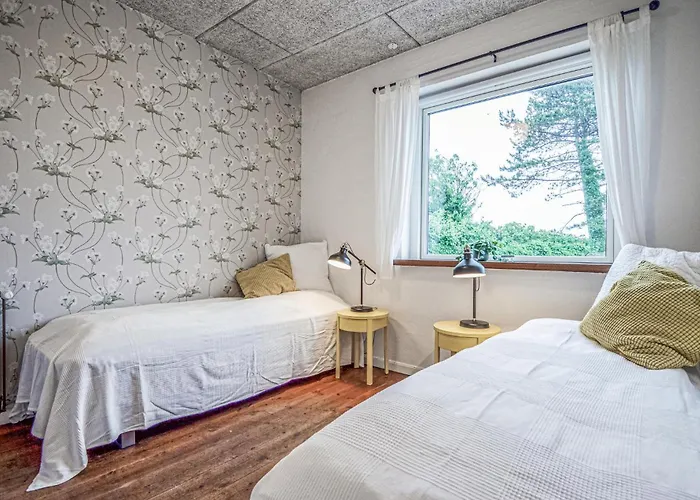 Strandhuset Holiday home Knebel